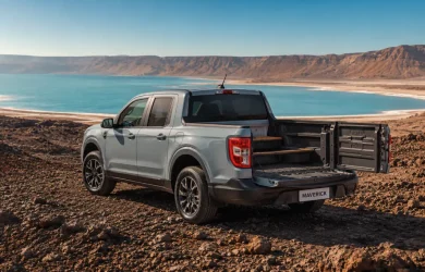 Ford Maverick pickup Djibouti 2026 — pickup compact hybride sur les hauteurs du Lac Assal à Djibouti
