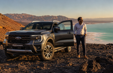 Ford Ranger Double Cabine Wildtrak garé sur le plateau volcanique du Lac Assal à Djibouti